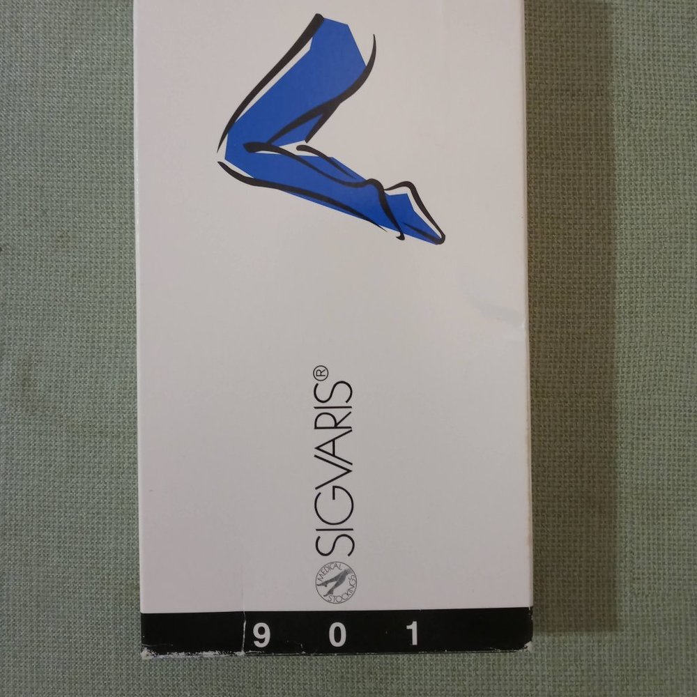 Sigvaris 901, NIB, woman’s calf compression sock, Size M